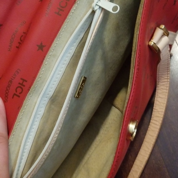 NWT, HCL red leather bag - Picture 4 of 7